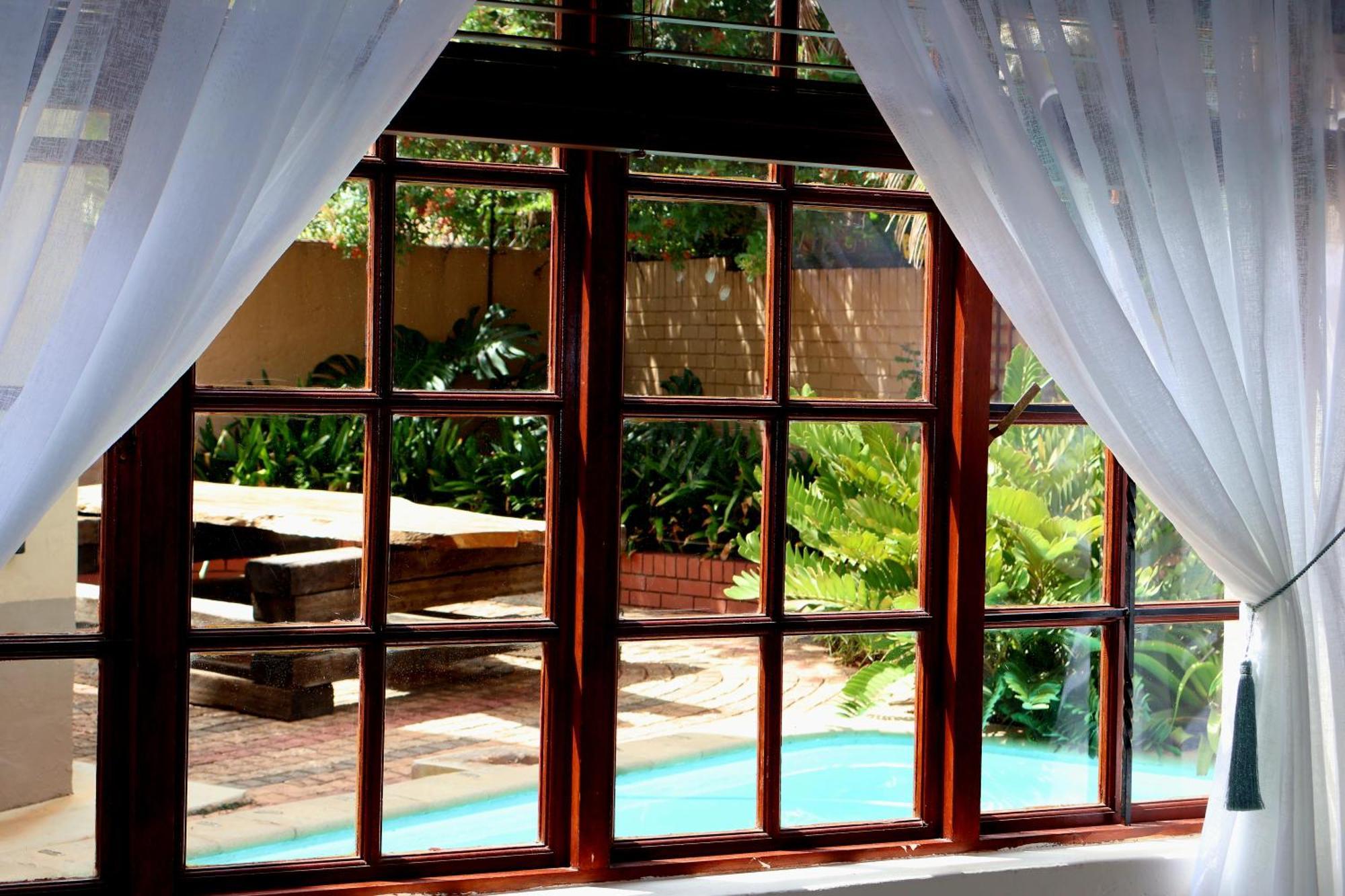 The Leopard Tree Bed & Breakfast Polokwane Dış mekan fotoğraf