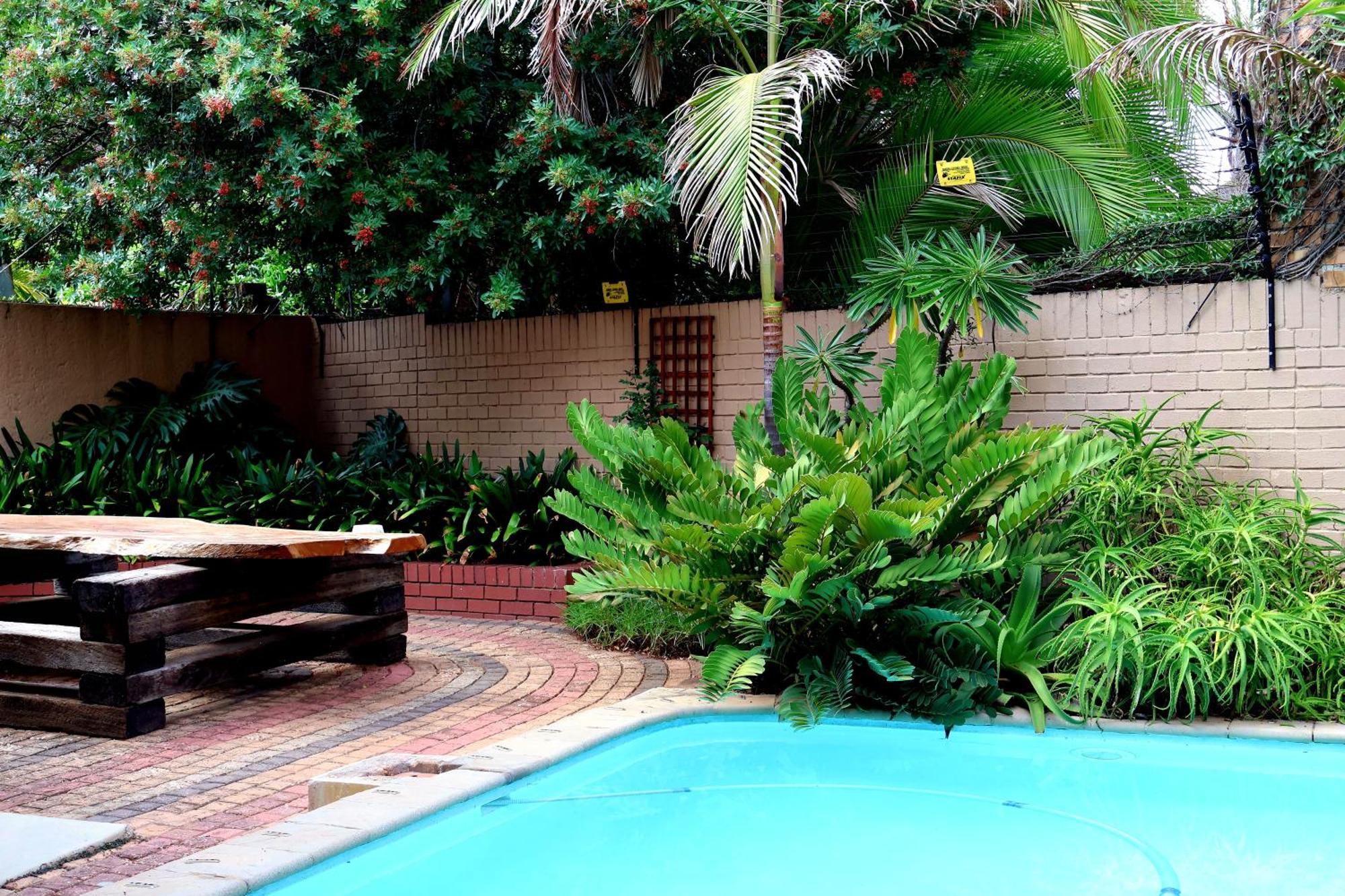 The Leopard Tree Bed & Breakfast Polokwane Dış mekan fotoğraf