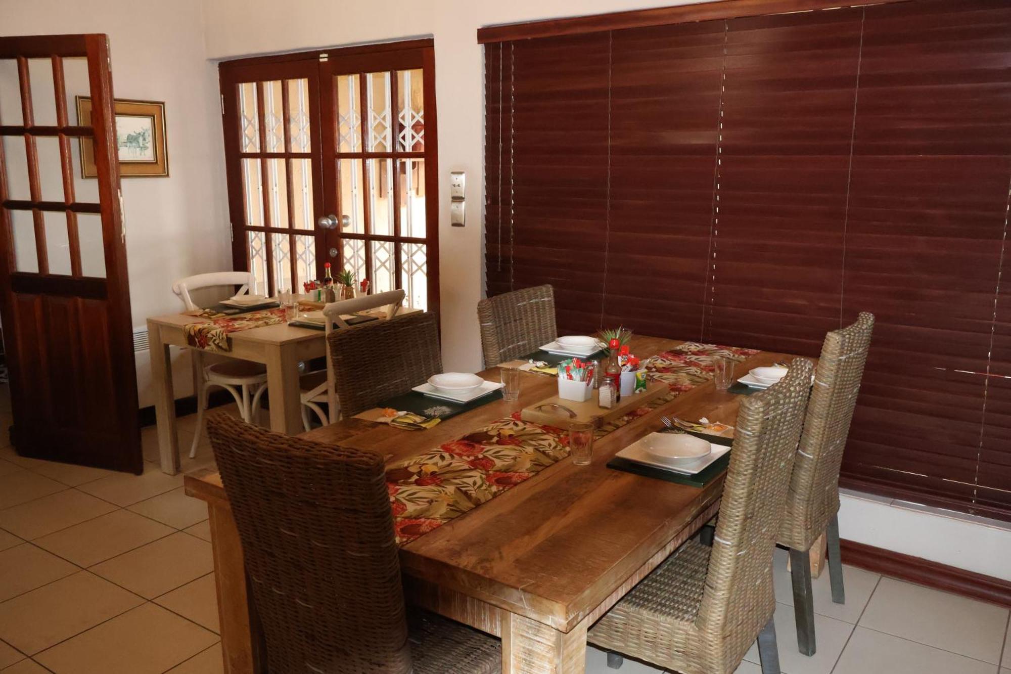 The Leopard Tree Bed & Breakfast Polokwane Dış mekan fotoğraf