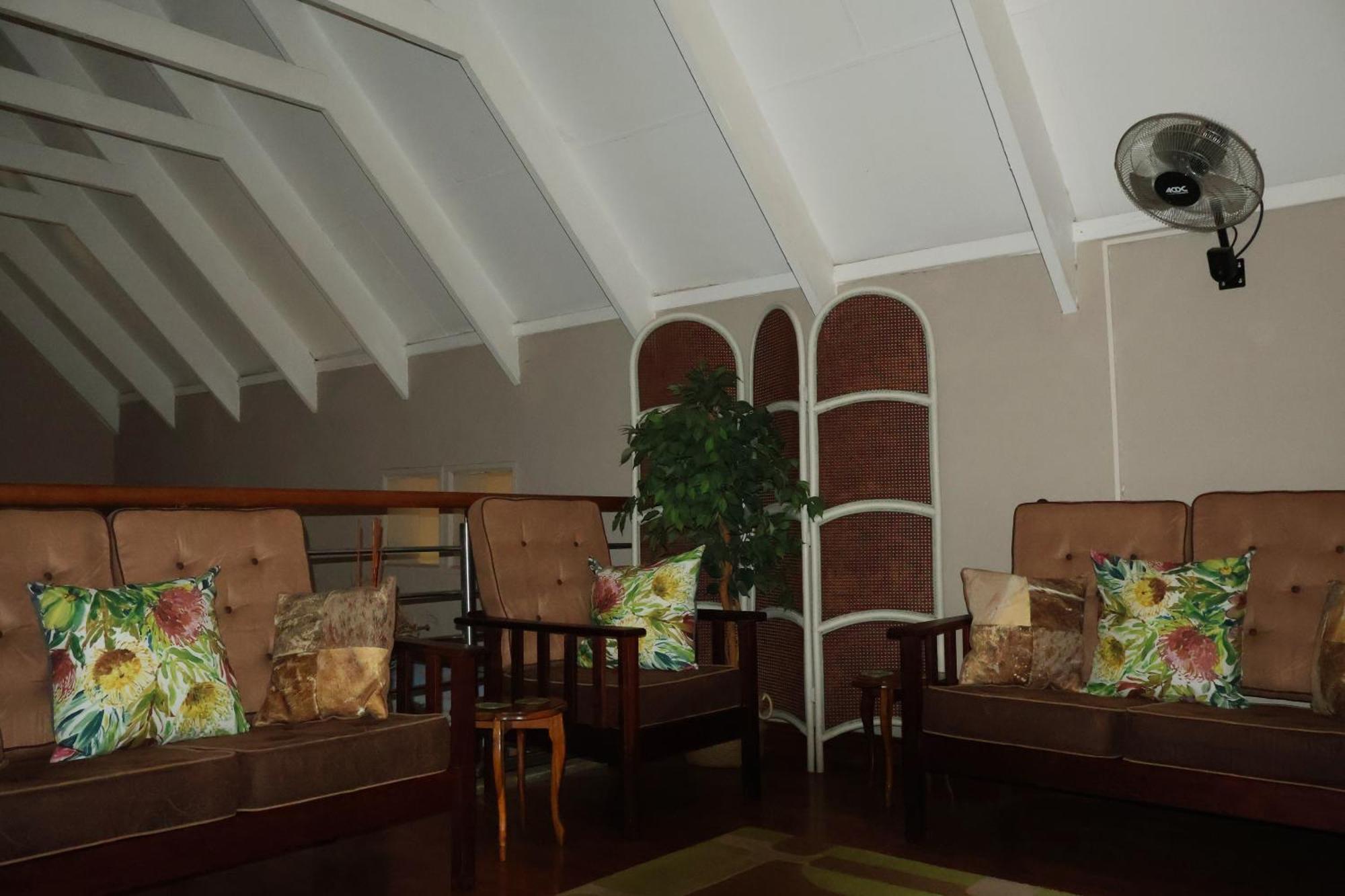 The Leopard Tree Bed & Breakfast Polokwane Dış mekan fotoğraf