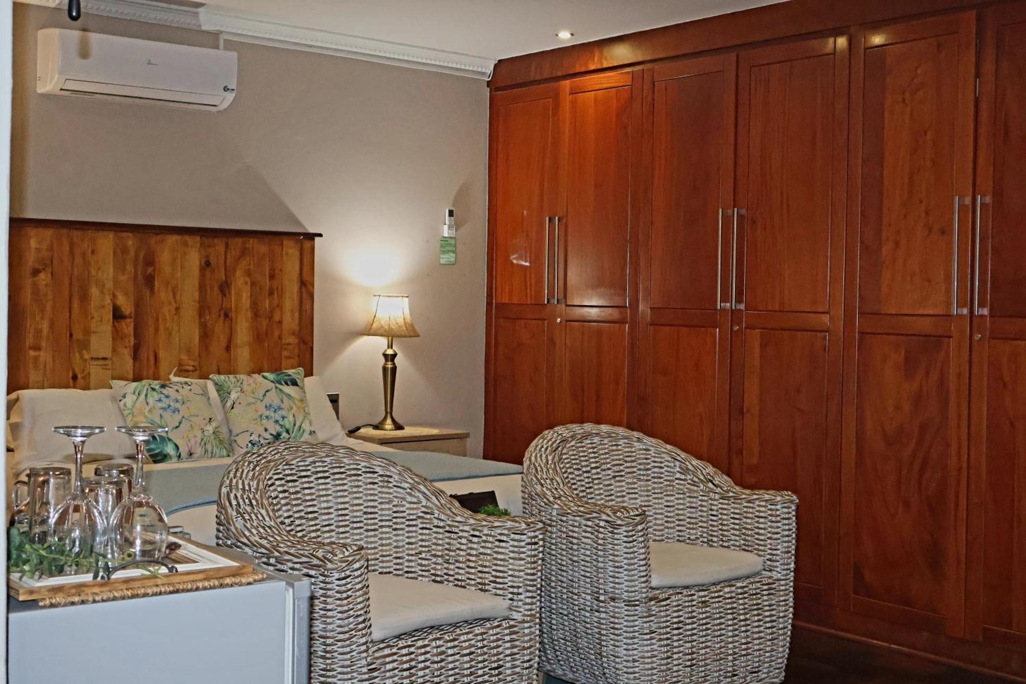 The Leopard Tree Bed & Breakfast Polokwane Dış mekan fotoğraf