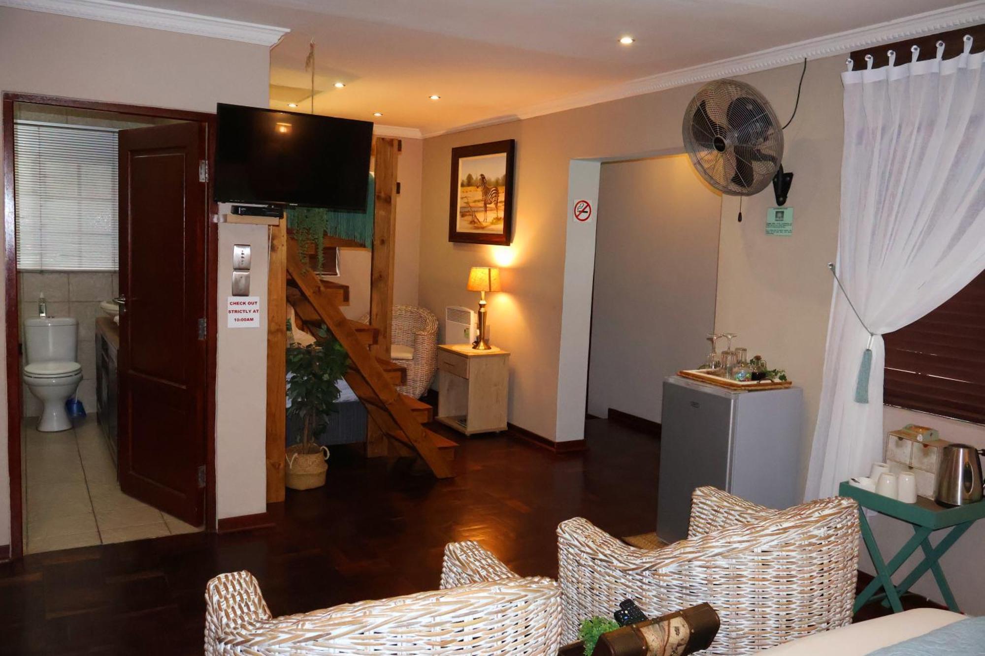The Leopard Tree Bed & Breakfast Polokwane Dış mekan fotoğraf